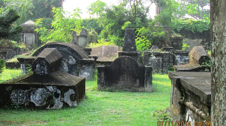 The Dutch Cemetery